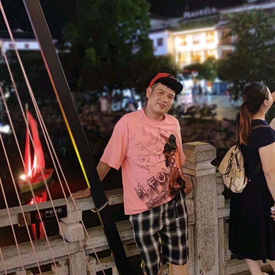 私人定专业美发阿强