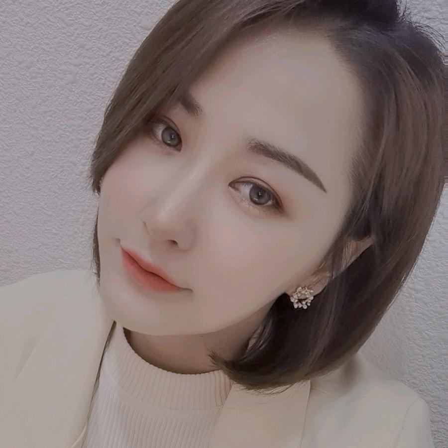 奇台亦初女装（雯雯）