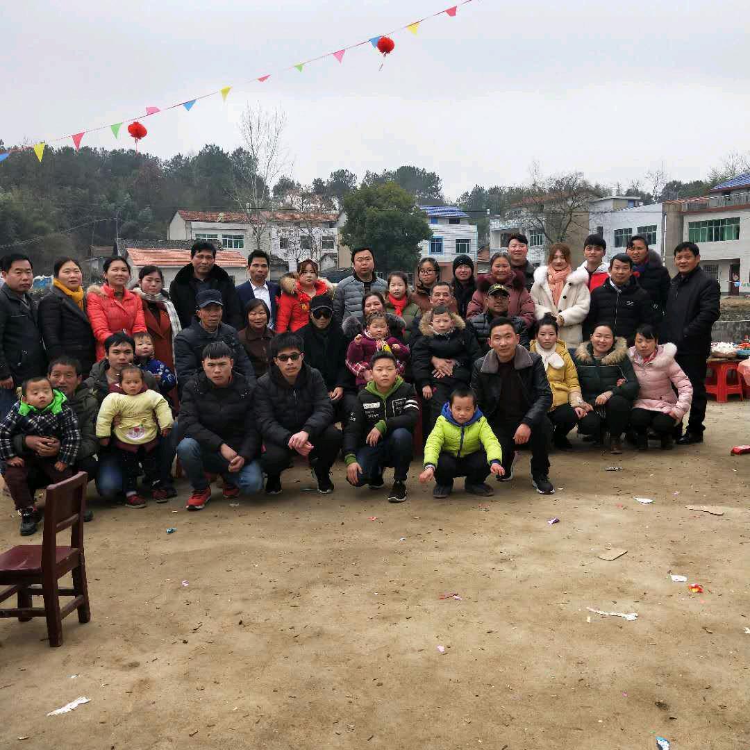 墙面刷新何师傅