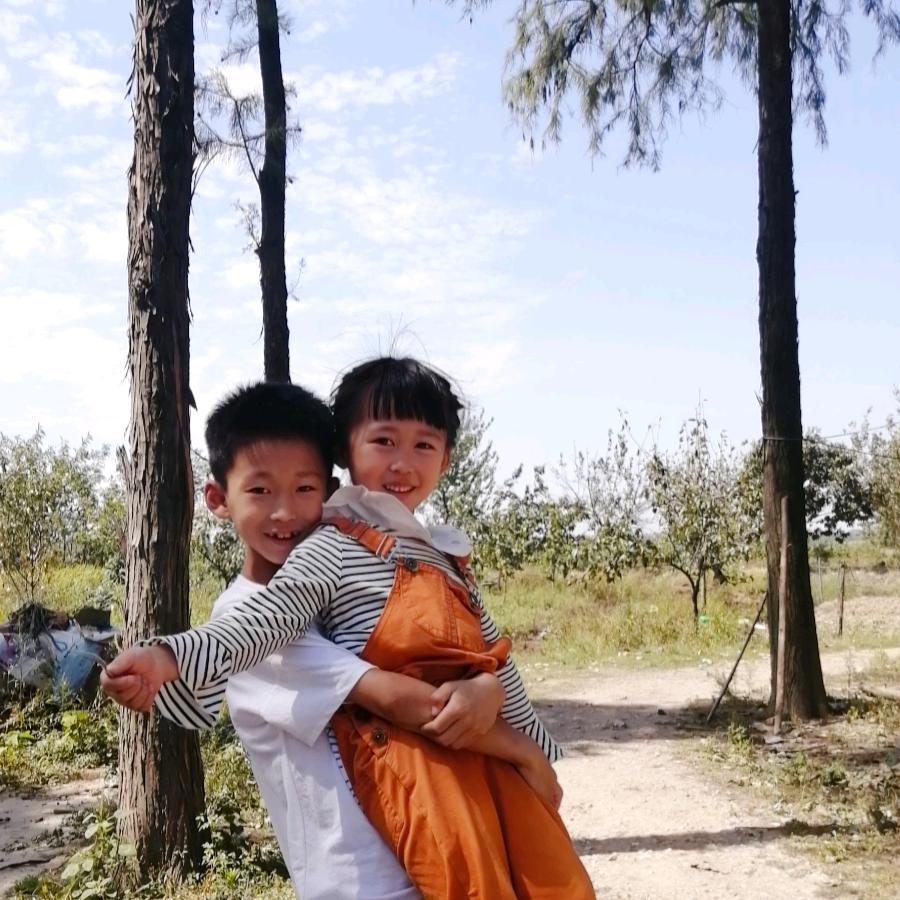 海底月是天上月