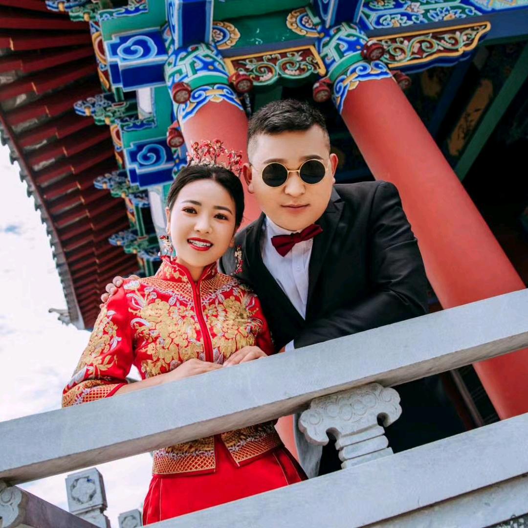 谁在演绎谁的寂寞