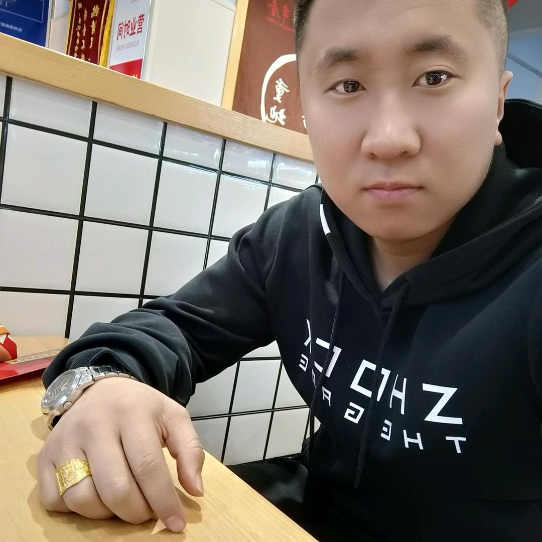 海兴朋桐养蛋鸡