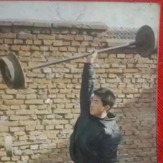 小石头（房大叔）