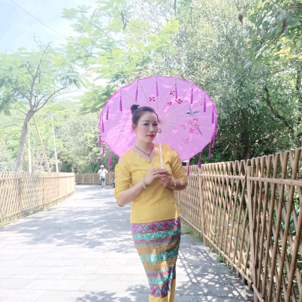 云南小傣妹💕💕〈请勿连赞〉