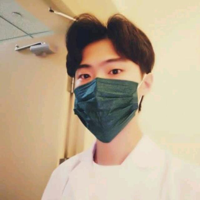 萧明