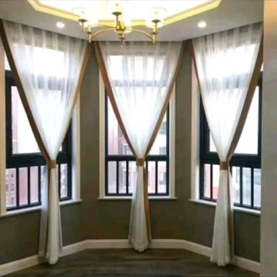 华鸿窗帘布艺