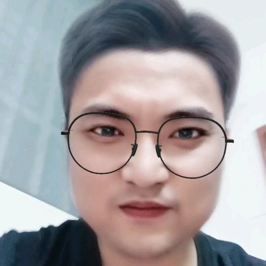 龙帅哥