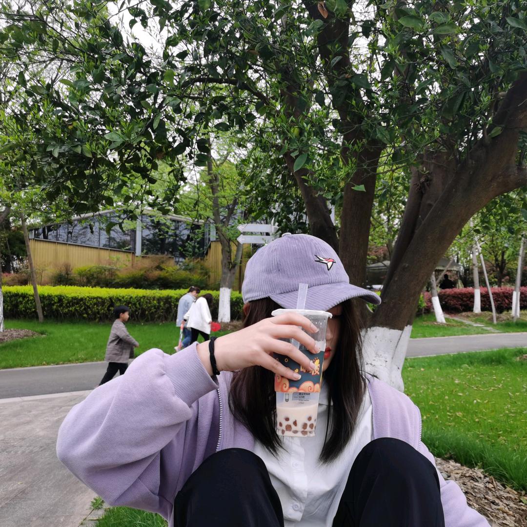 陆丰东海轩霏棠水晶店