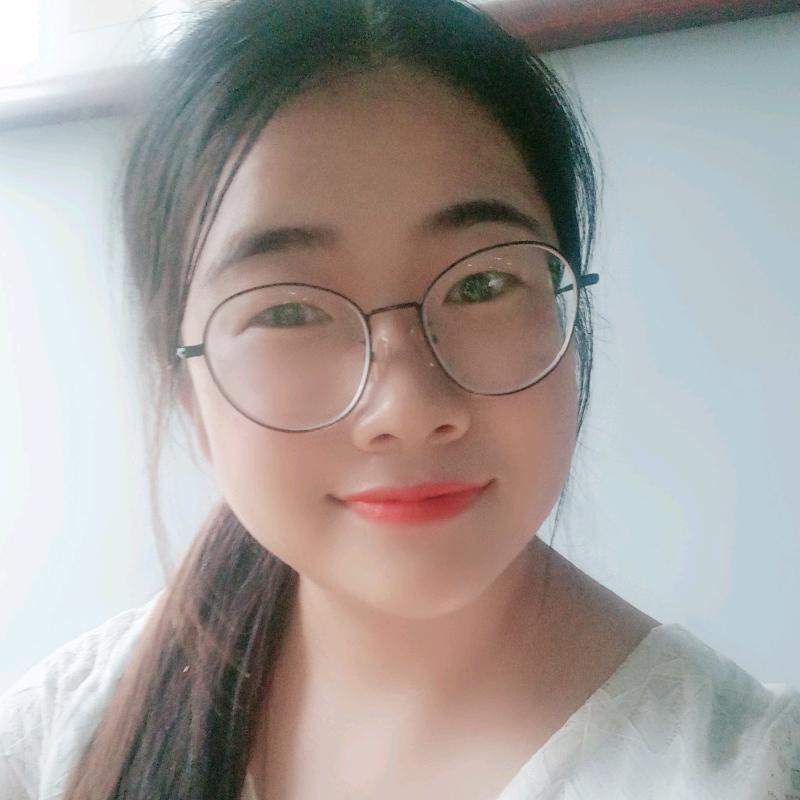 半个月亮🌙