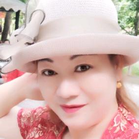 。😉蓝天白云