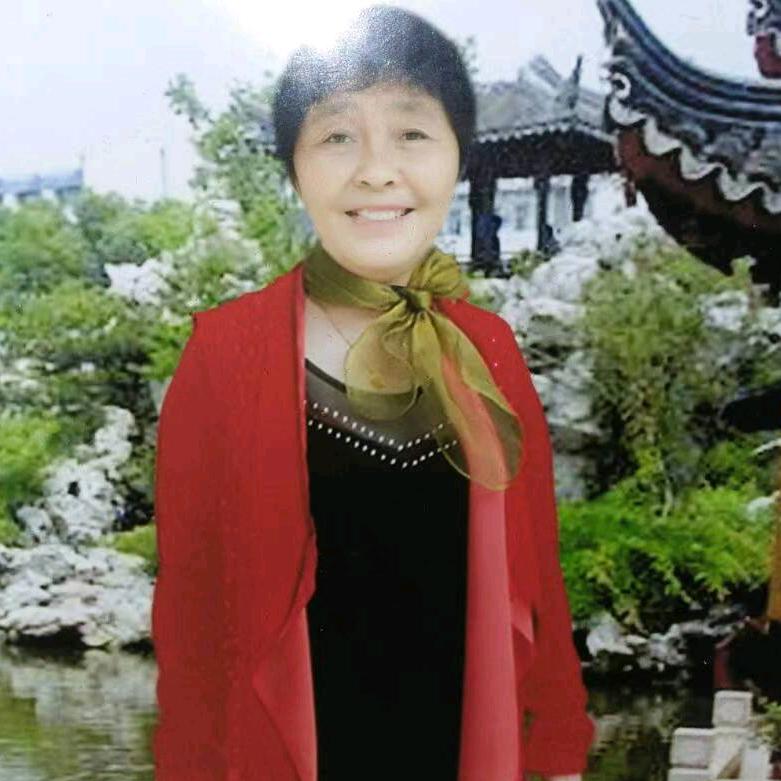 用户9497640515307何二姐