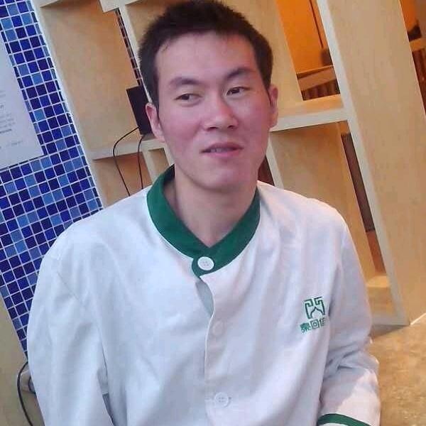 （王军军）跟屁虫🐰🐰