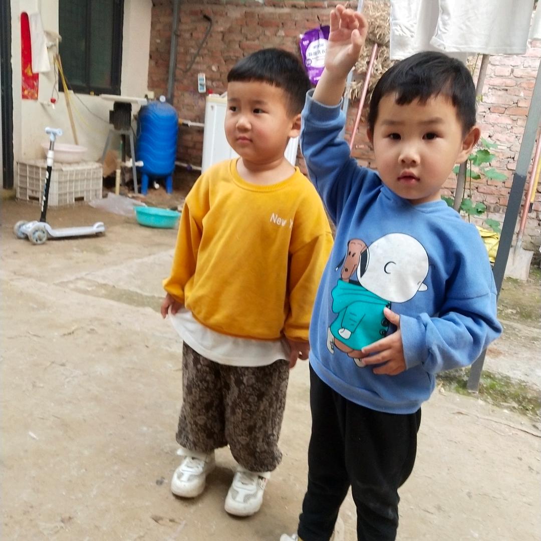 四个可愛宝贝