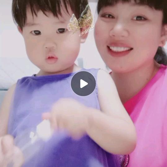 我爱钱，钱爱我，钱从四面八方来到我口袋余