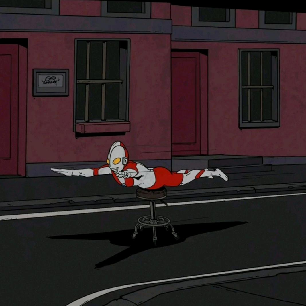 穿过这片幽暗的海。