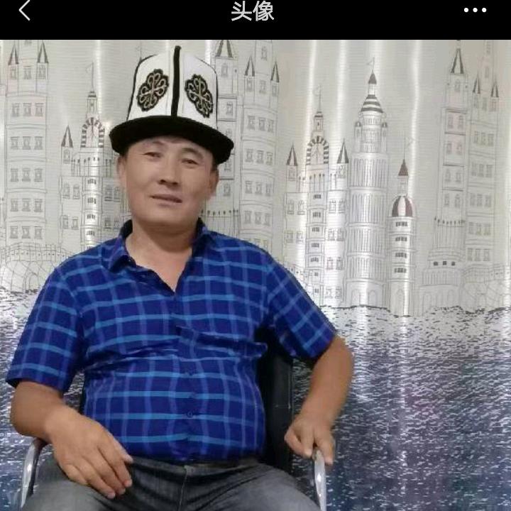 阿山吐尔