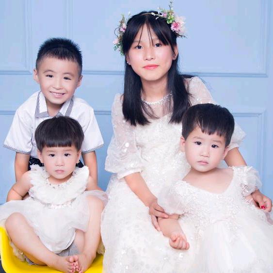 那抹微笑~伤了谁的眼