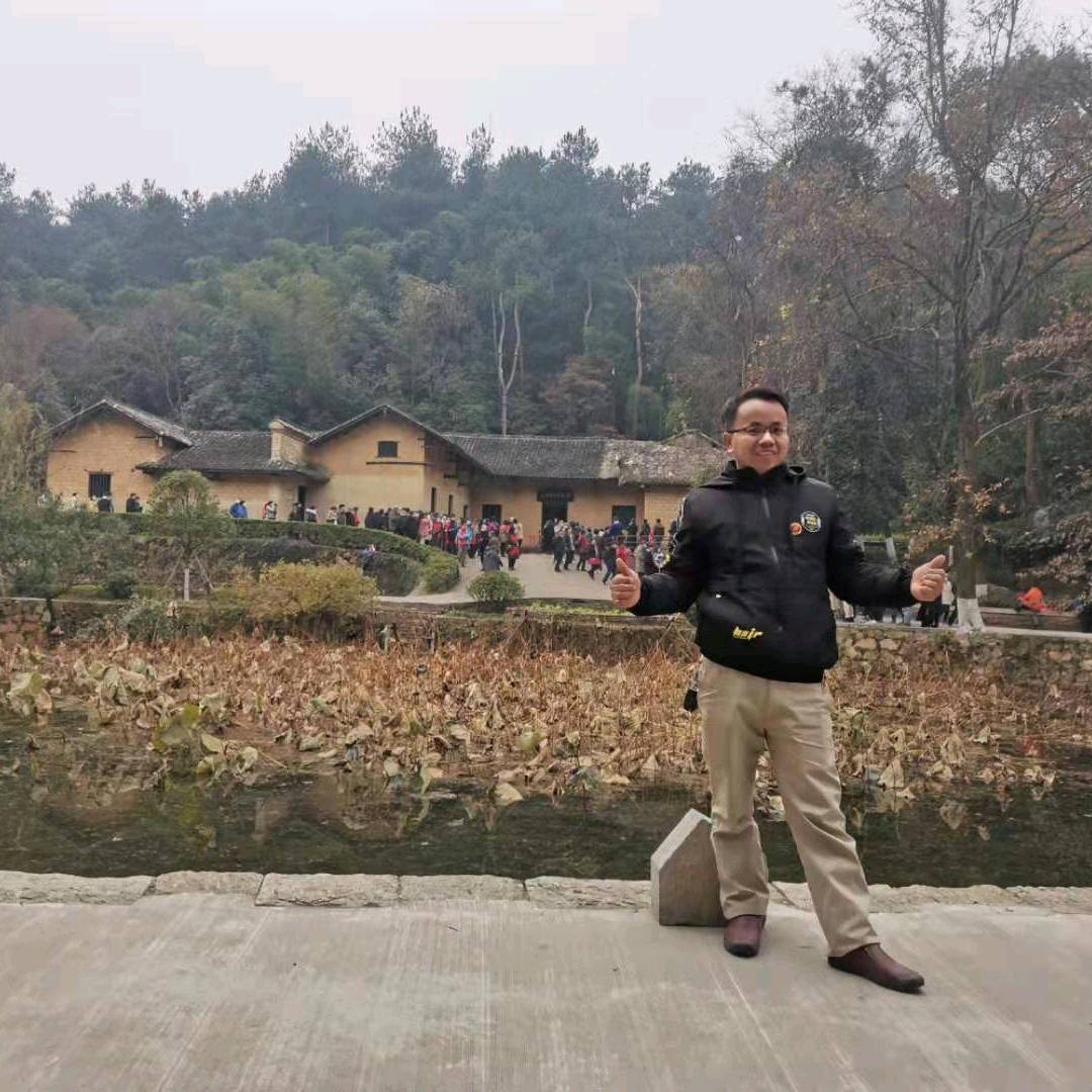 A节能空压机小张