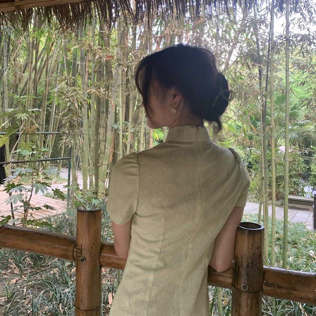 一口一个小彭友