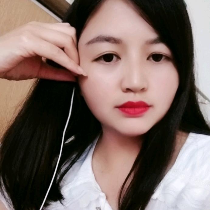 扬花落满肩🌺🌈