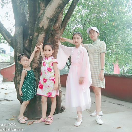 嫣然一笑终成梦