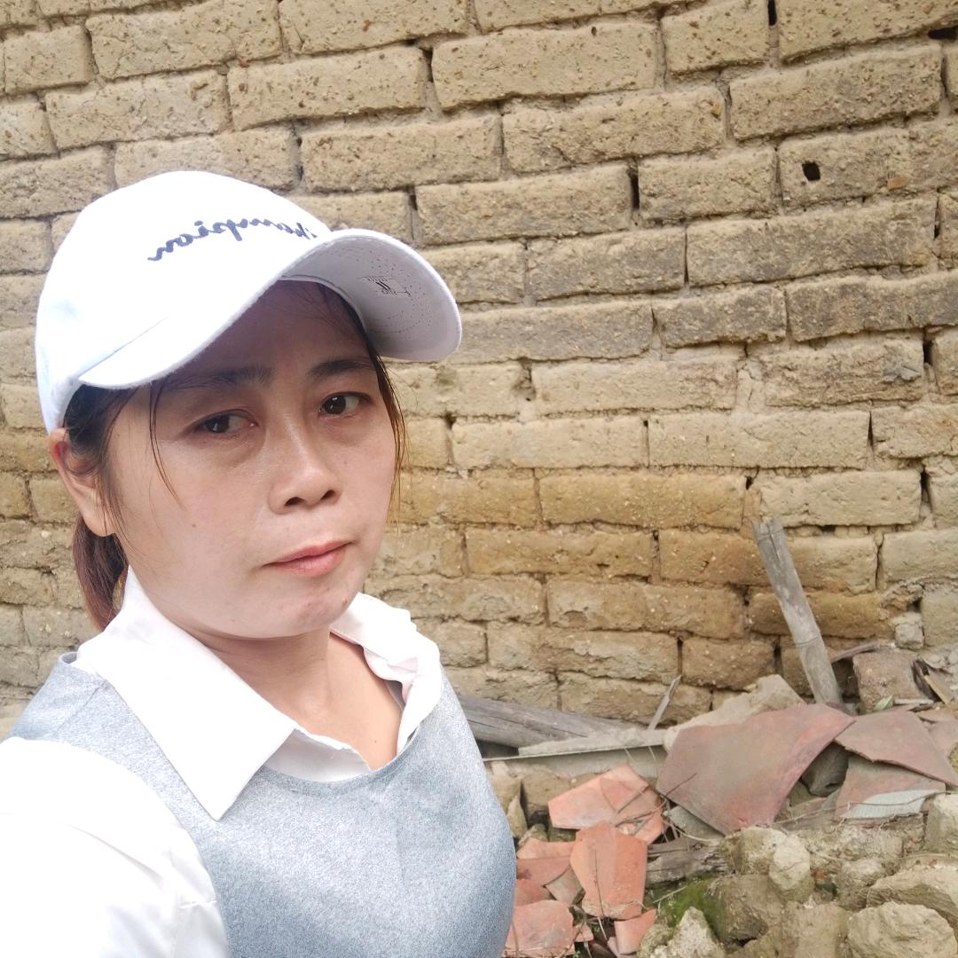眼睛大的女人
