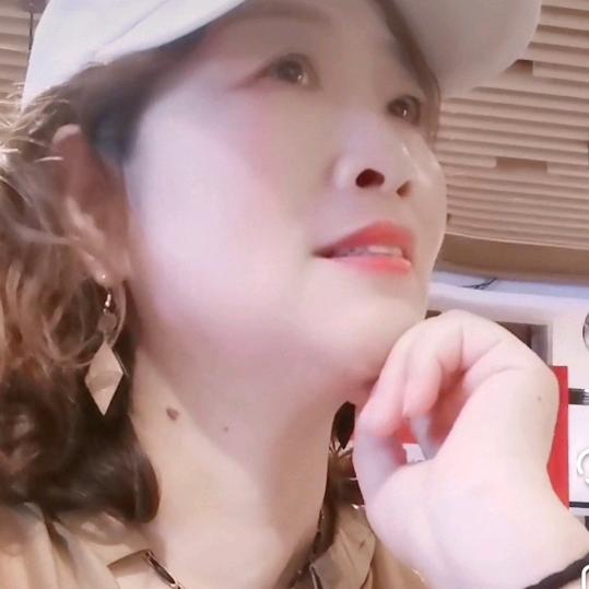 百灵鸟