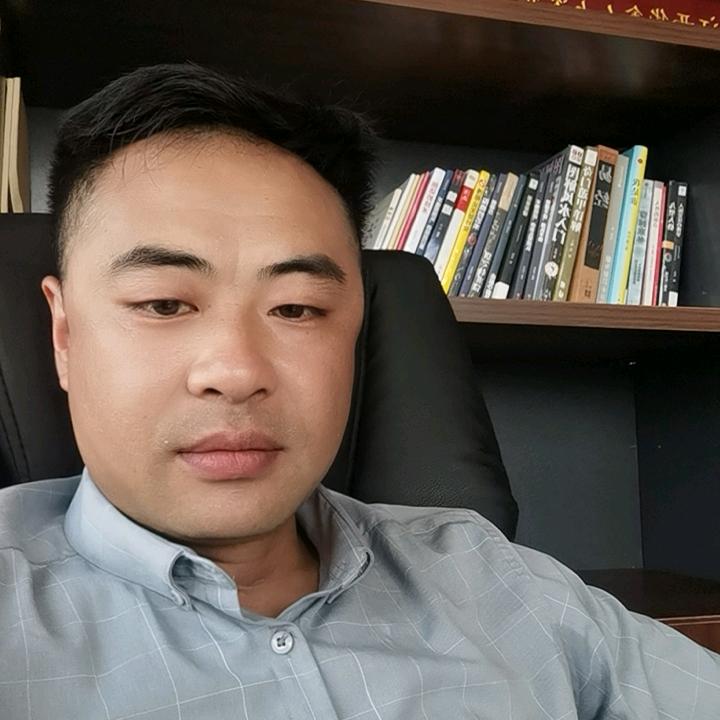 聚创赵哥招工加发大客车