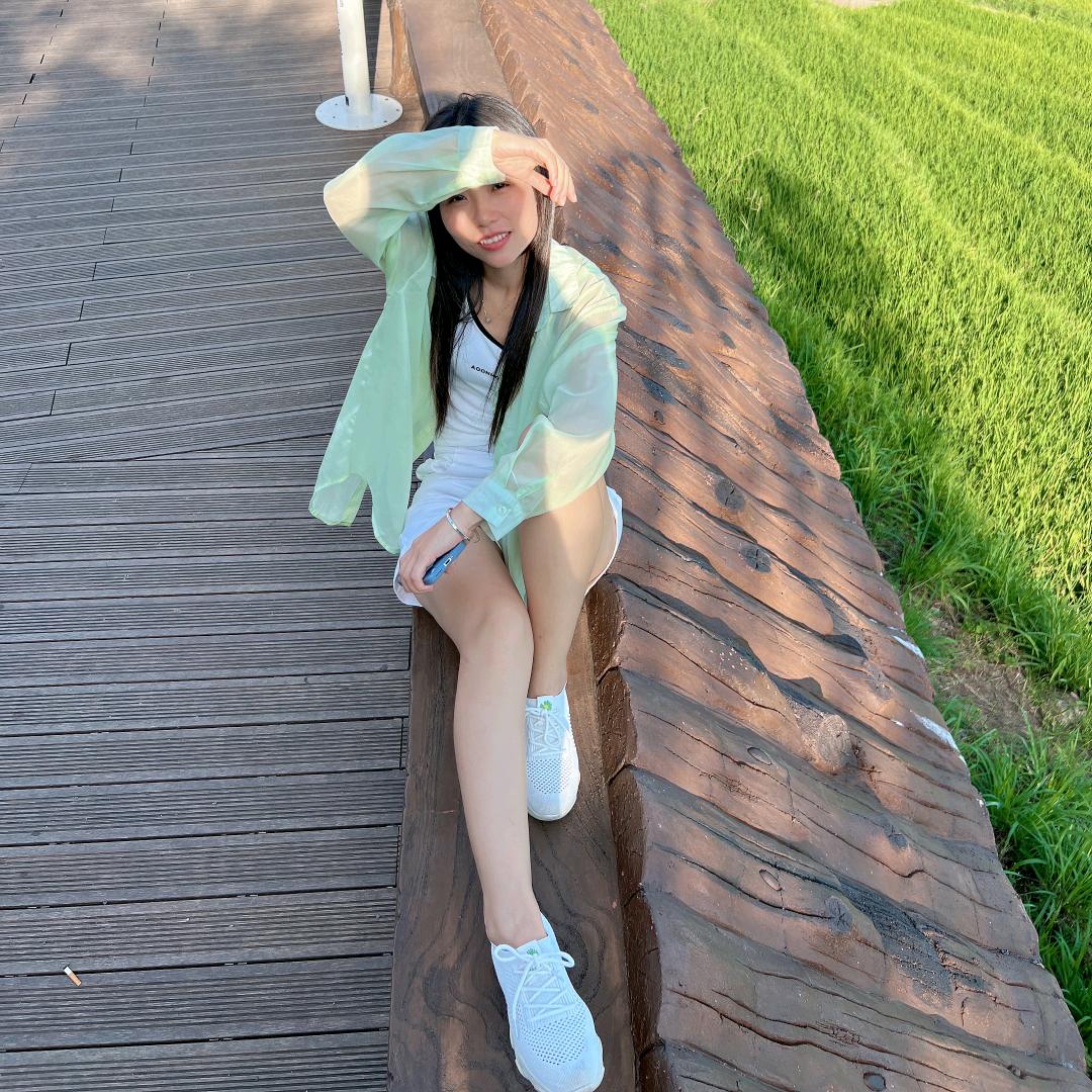 于都零度舞蹈婷婷（主持➕舞蹈)
