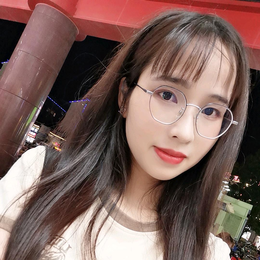 小琳爱吃香菜😘