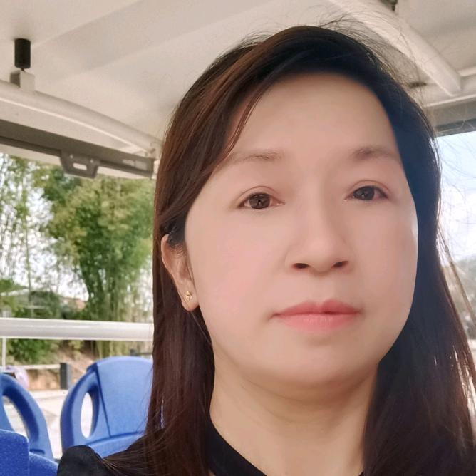 英子