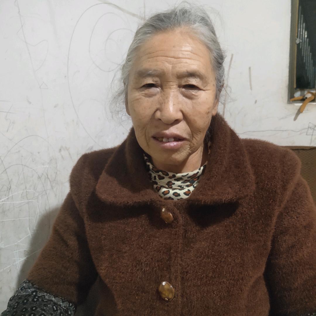 农村大姐早上8:30开播