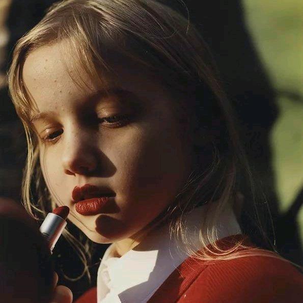 早起要喝八杯水