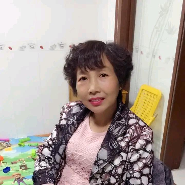 开心华儿