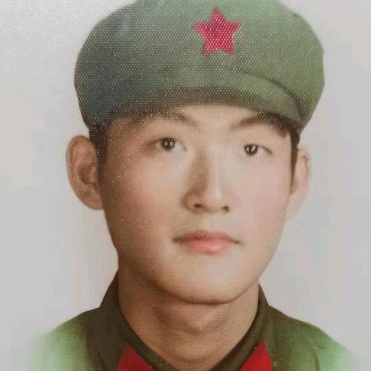 大山.东汉(80.11)正能量老兵