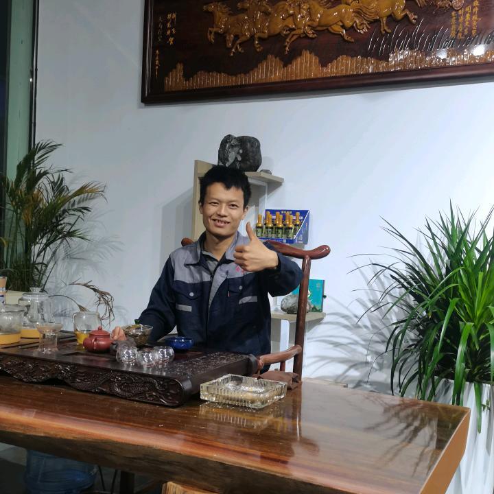 曲靖沾益区铁脑壳汽车修理厂