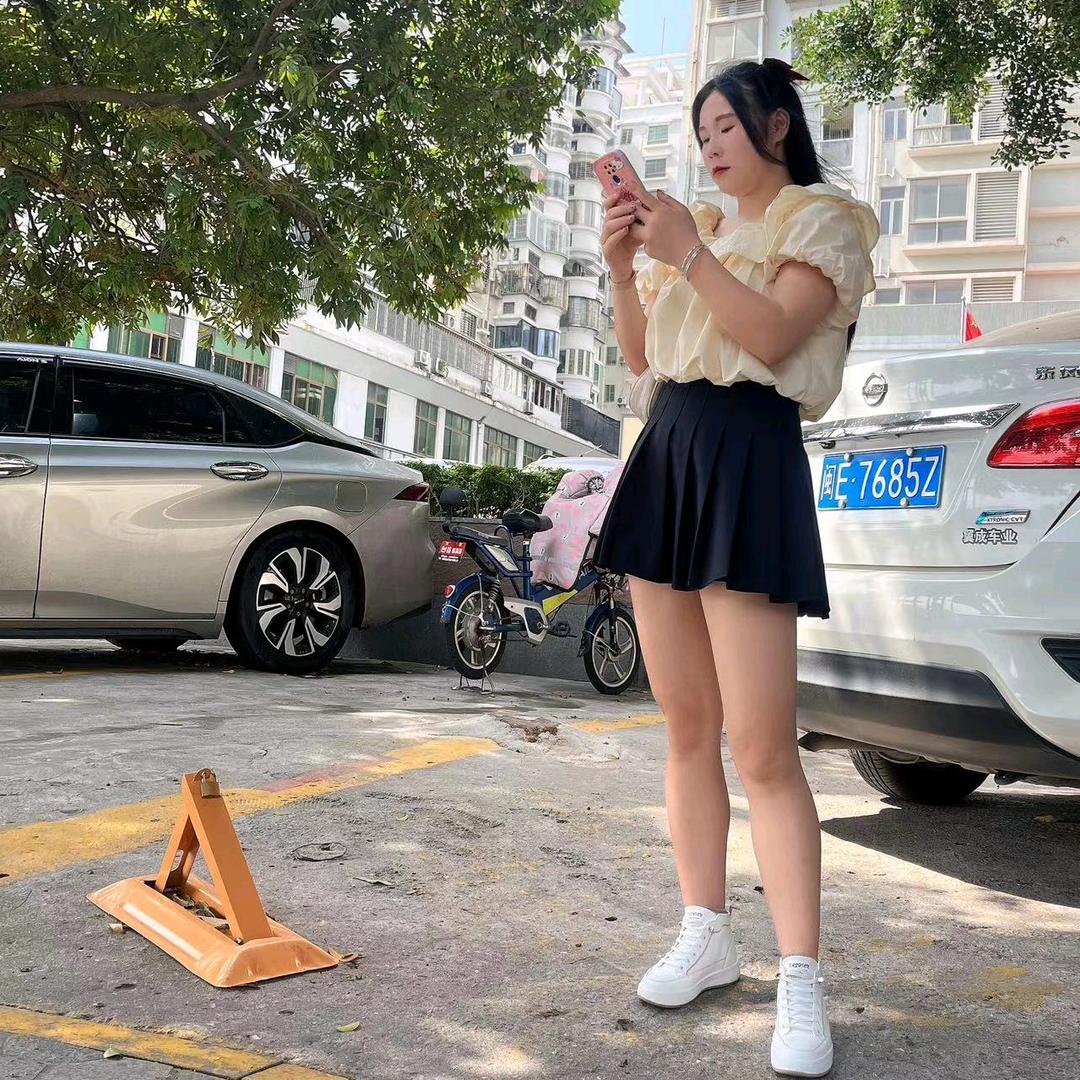 胡唯唯