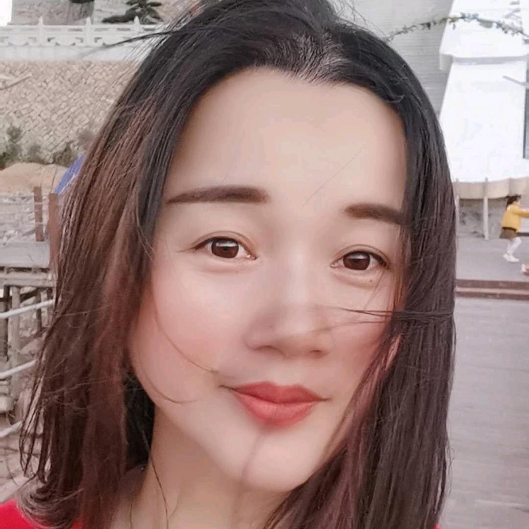 傲雪寒梅。