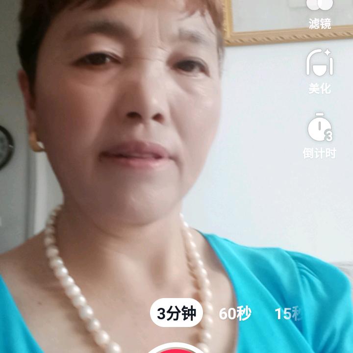 快乐毎一天红尘