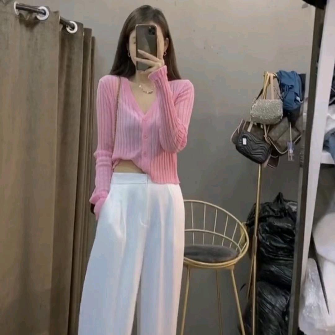 Claire贵妃”有趣的灵魂”