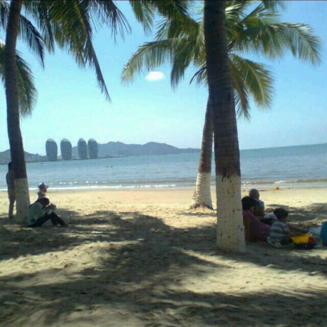 凑热闹。