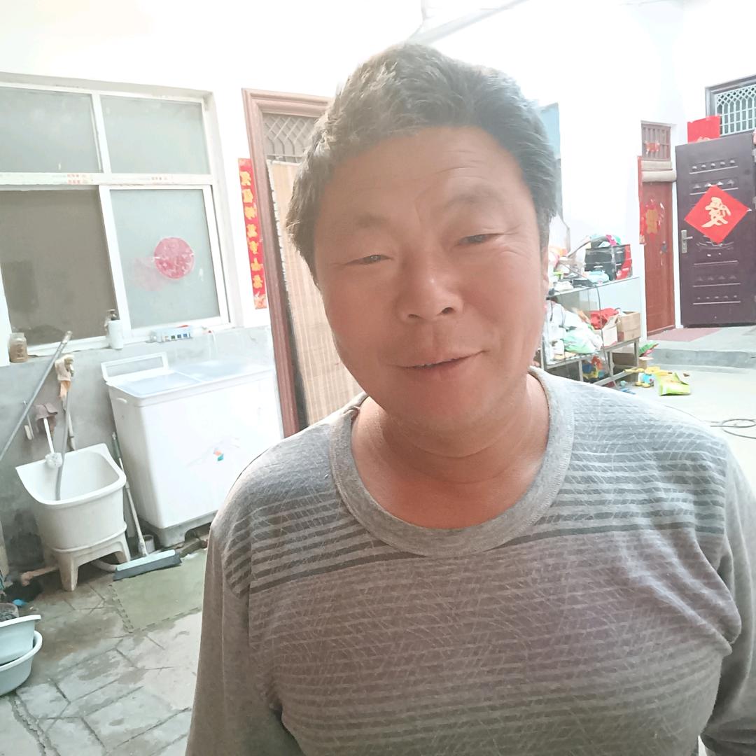 福杯满溢专业彩钢瓦树脂瓦建造。