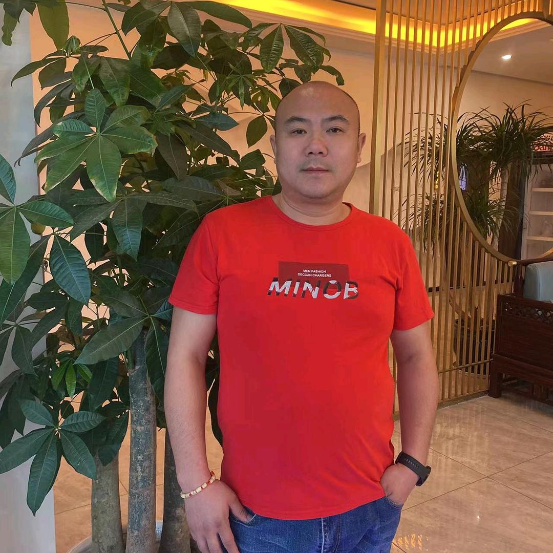 伟少