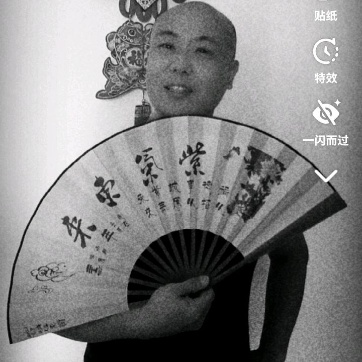 光头怪杰故事汇