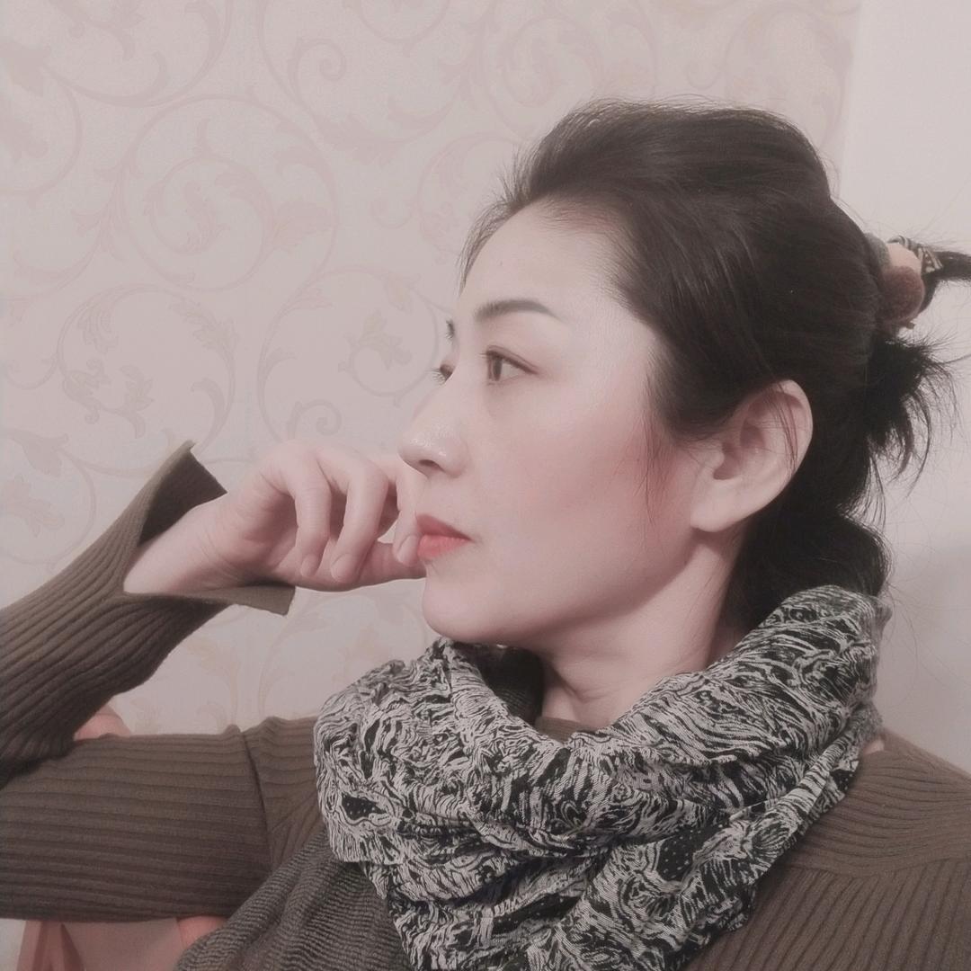 王丫丫（小龙女）