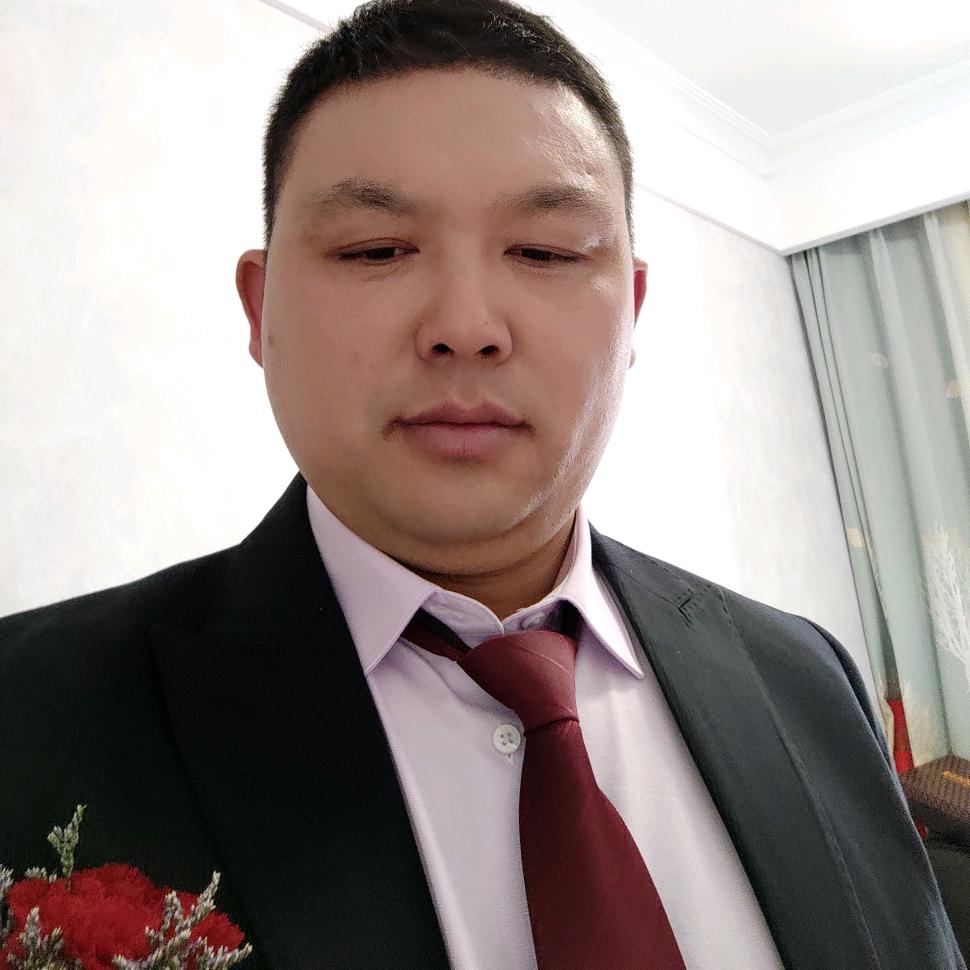 快乐猪肉哥。