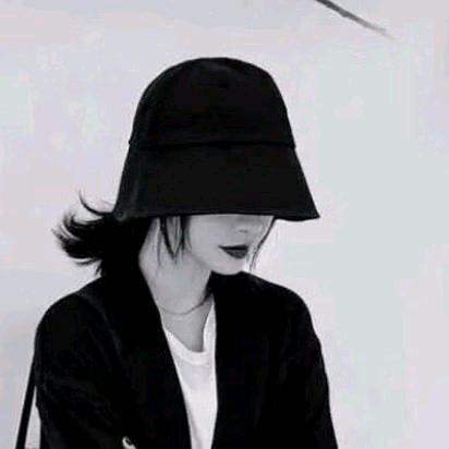 是双鱼呀🐬