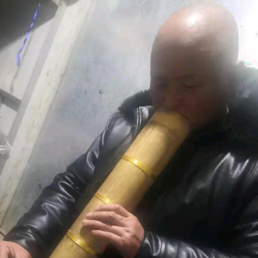 黑老二光头哥