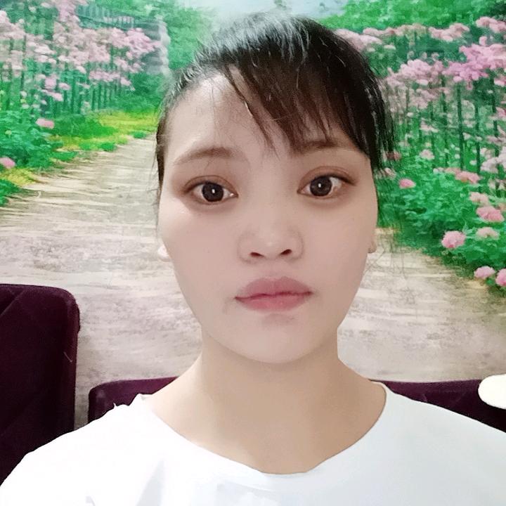 逸宇彤