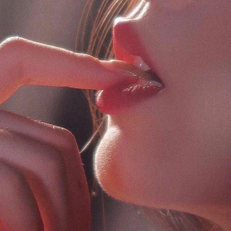 媚娘饮饱饱¹³